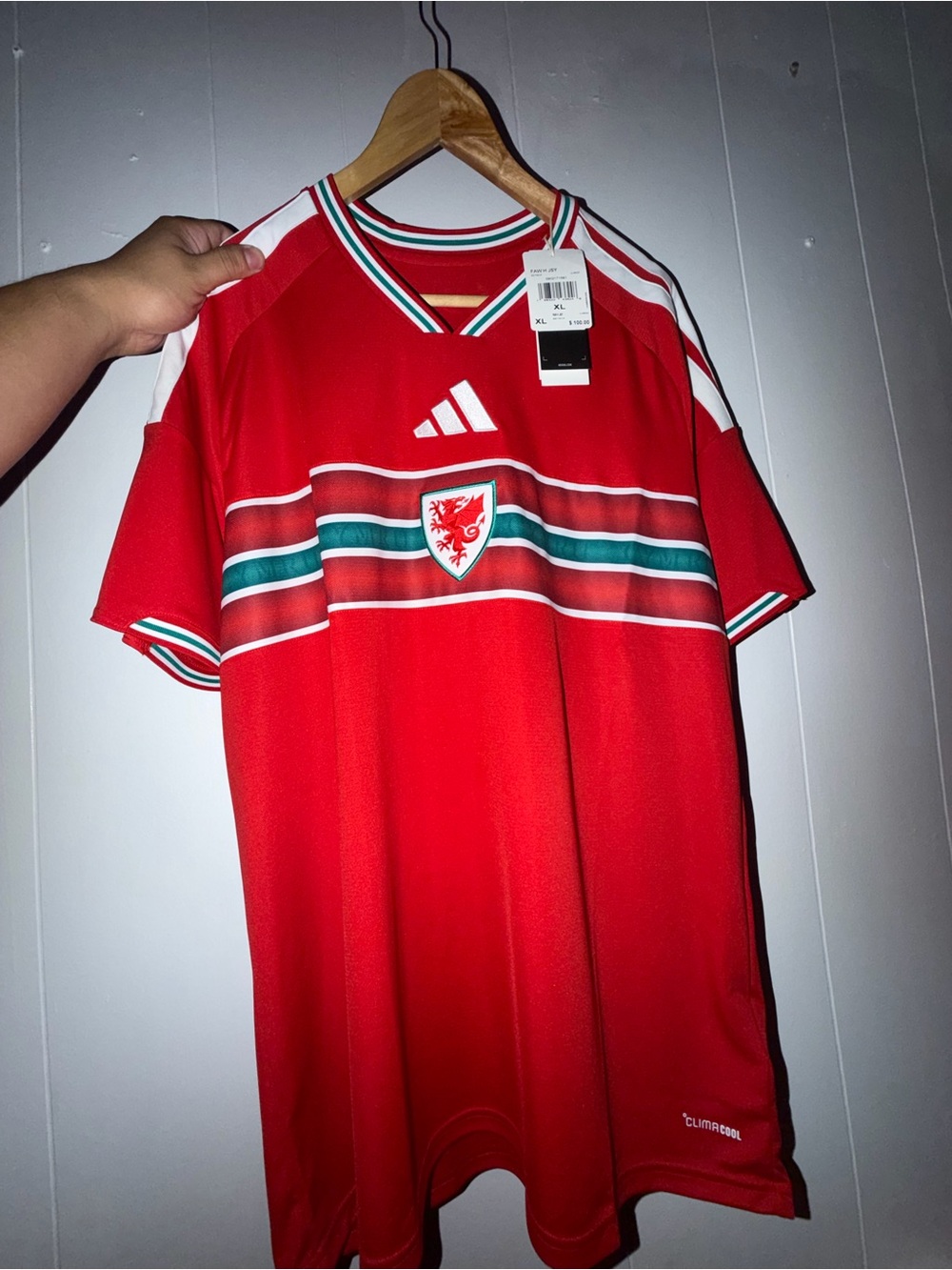 Men Adidas Wales jersey Size XL